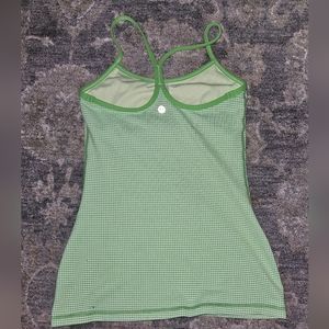 Lululemon sports top